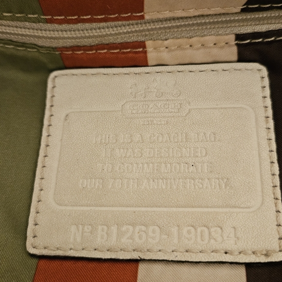 Coach Willis 19034 70th Anniversary Bag Khaki /Leather Crossbody - Picture 5 of 12